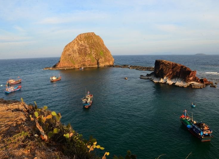 Pristine Phu Yen: Bai Xep, Ganh Da Dia